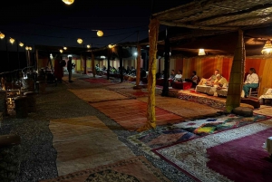 Marrakesh: Aavikon auringonlasku illallisella ja show'lla