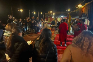 Marrakech : Coucher de soleil dans le désert avec dîner et spectacle