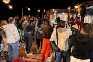 Marrakech : Coucher de soleil dans le désert avec dîner et spectacle