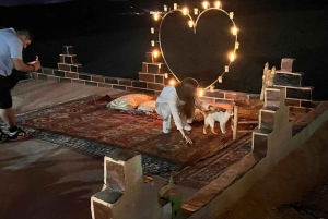 Marrakech : Coucher de soleil dans le désert avec dîner et spectacle