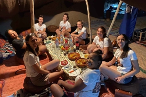 Marrakech : Coucher de soleil dans le désert avec dîner et spectacle