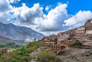 Marrakesz: Całodniowa wycieczka po pustyni i górach z przejażdżką na wielbłądzie