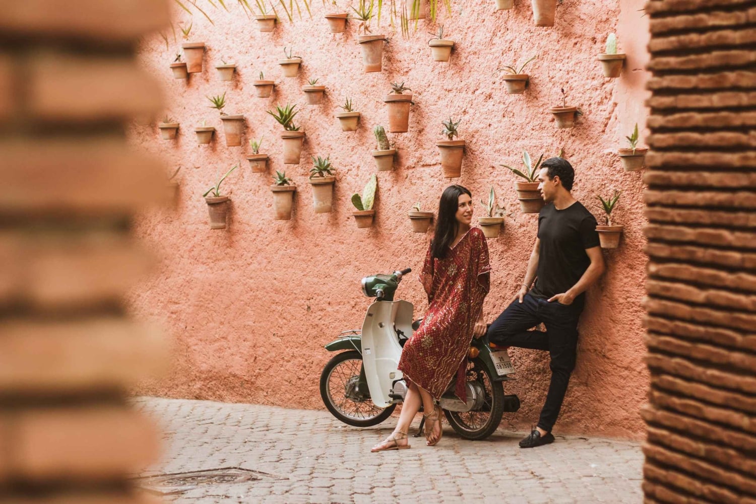 Marrakesh: Photo Shoot with a Private Vacation Photographer