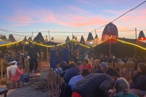 Marrakesh: Agafay-ørkenopplevelse med kamel, middag og show