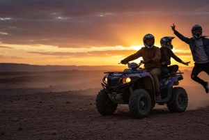 Marrakesh: Agafay-ørkenopplevelse med kamel, middag og show