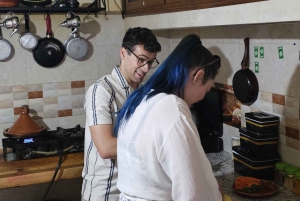 Marockansk matlagningskurs i en by i bergen med upphämtning