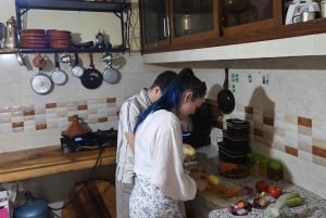 Marockansk matlagningskurs i en by i bergen med upphämtning