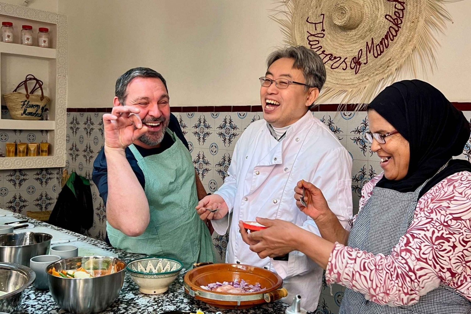 Marrakech: Corso di cucina marocchina con visita al mercato e pranzo