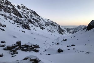 Mt Toubkal Ascent Express Trek 2 päivää 1 yö