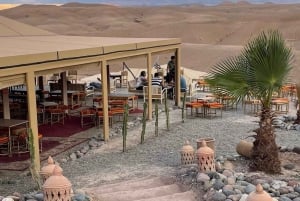 Depuis Marrakech : Quad dans le désert d'Agafay, chameaux, dîner et spectacle