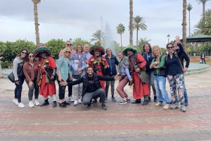 Dutch-language cycling tour through Marrakech.
