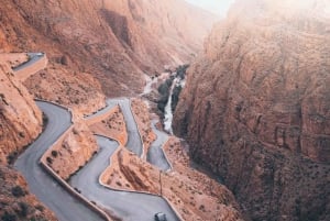 Von Ouarzazate nach Marrakech: 3-tägige Wüstentour mit Kameltrekking