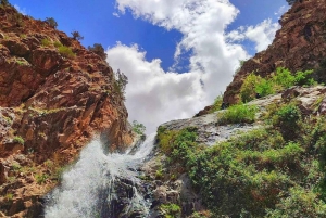 Vandring och vattenfall i Ourikadalen Dagsutflykt från Marrakech