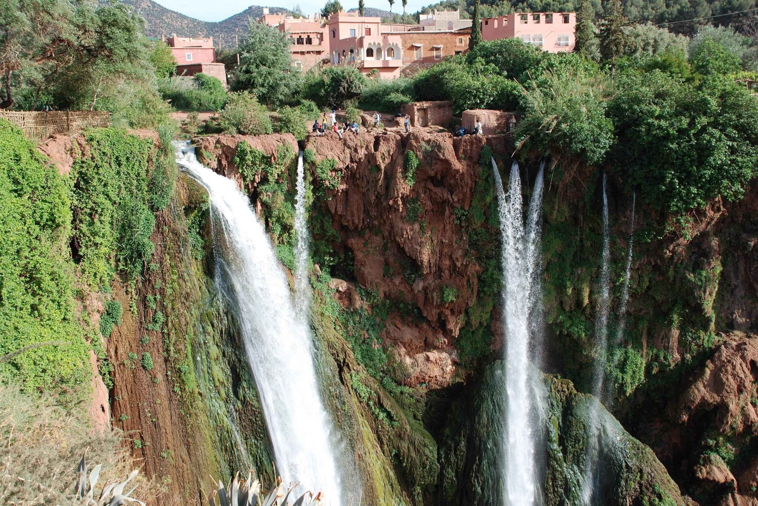 Ouzoud: Vandfald og berberlandsbyer city-kort