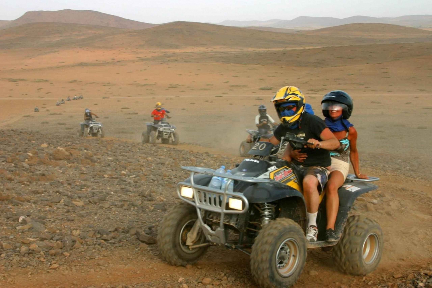 Giro in quad al tramonto nel deserto di Agafay: un'esperienza indimenticabile.