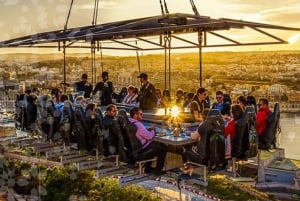 Dîner dans le ciel de Marrakech