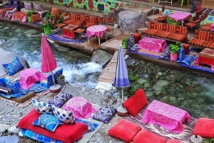 マラケシュ発セッティ・ファトマ＆オウリカ渓谷ツアー（昼食付