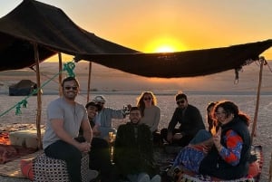 Unvergessliche Wüstennacht: Abendessen, Kamelritt & Quad