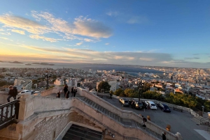 Between sea and hills: in the footsteps of Allauch, Aix, Marseille
