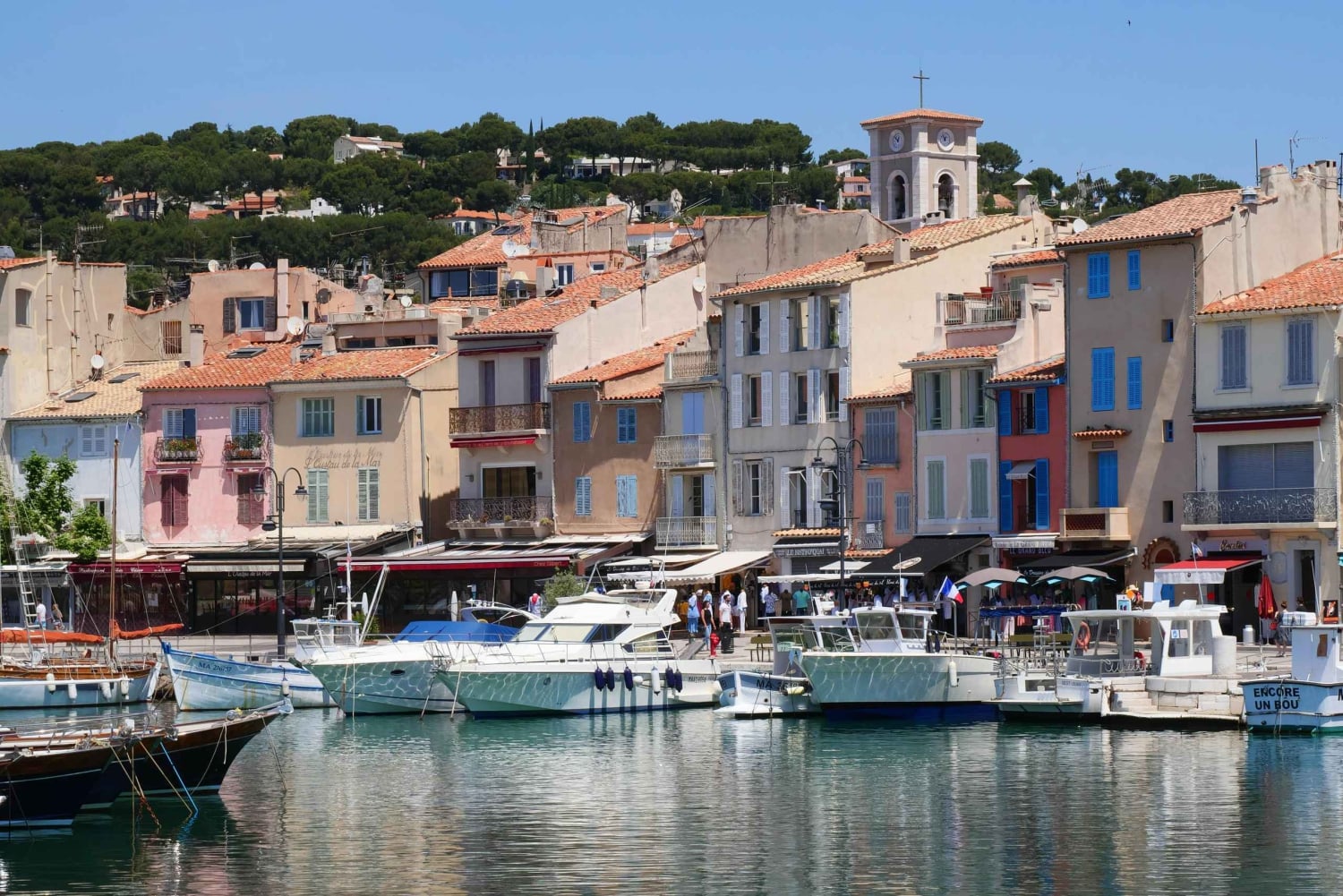 Cassis Tour, Calanques Boat Ride & Cosquer Cave visit