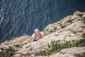 Climbing Discovery Session in the Calanques near Marseille