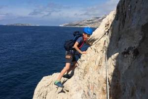 Climbing Discovery Session in the Calanques near Marseille