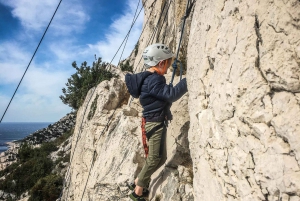 Climbing Discovery Session in the Calanques near Marseille