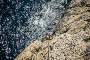Climbing Discovery Session in the Calanques near Marseille