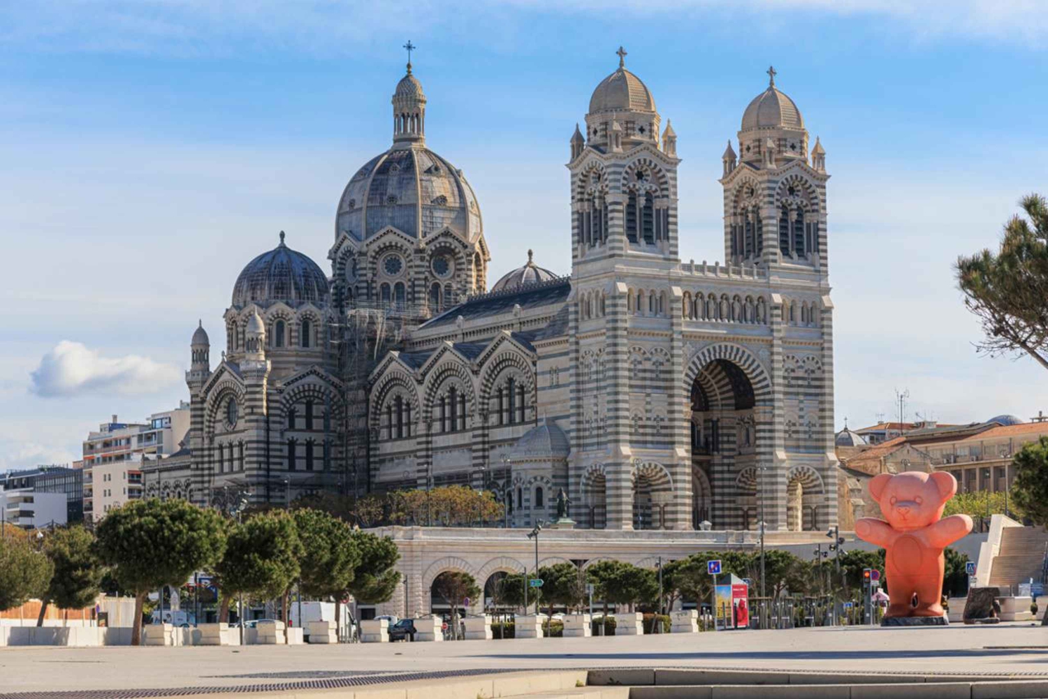 Discover Marseille:A Walking Private Tour of City Highlights
