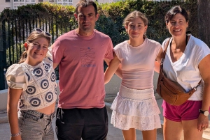 Discover the real Marseille with a local guide in your language