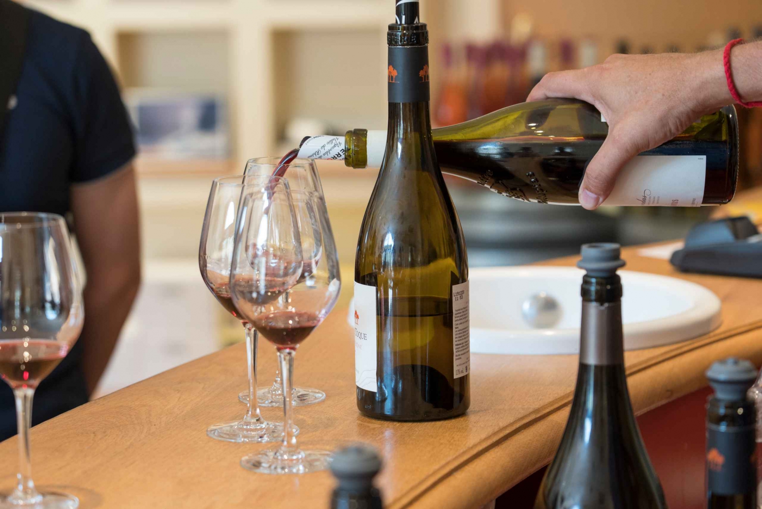 From Aix en Provence: Bandol & Cassis Full-day Wine Tour