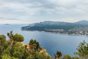 From Marseille: Cassis & Aix-en-Provence Full-Day Tour