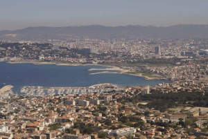 From Marseille: Customizable Private Day Tour of Provence