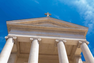 From Marseille: Arles, Les Baux & Saint-Rémy Full-Day Tour