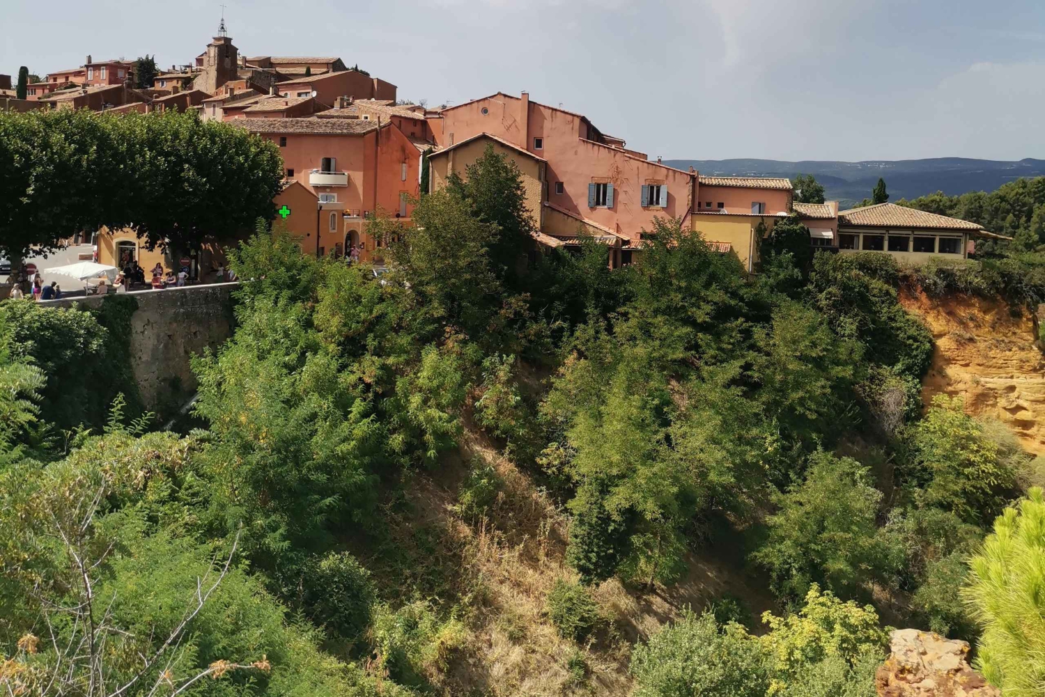 Luberon Wine and Charm: Explore the Flavors of the South