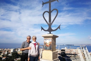 Marseille, Aix-en-Provence & Cassis 7-Hour Tour