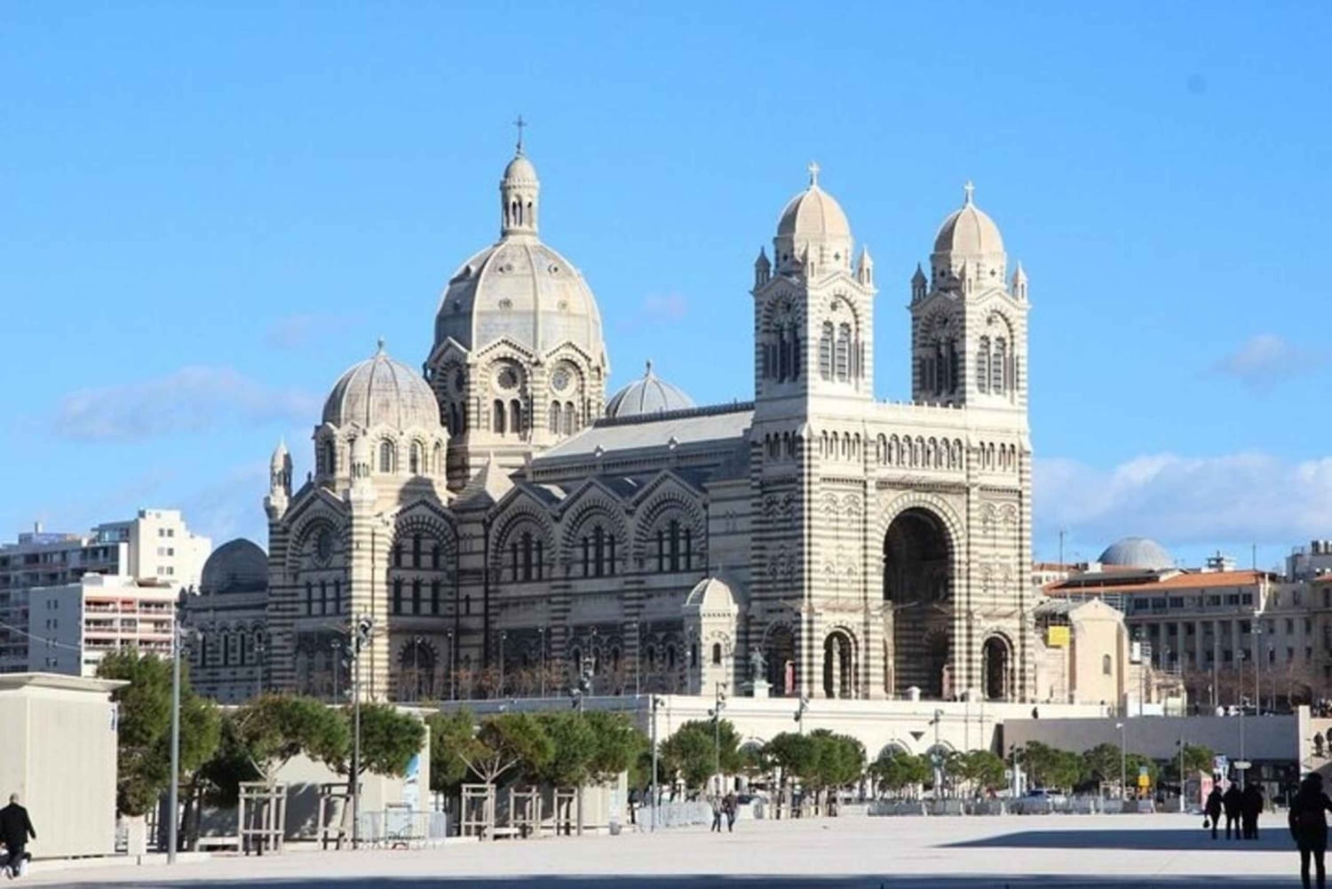 Marseille : Best Street Food Tour With A Local Guide