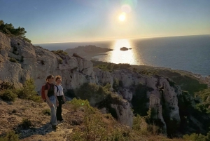 Marseille: Calanques National Park Guided Summit Hike