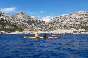Marseille: Calanques Sea Kayaking Guided Tour