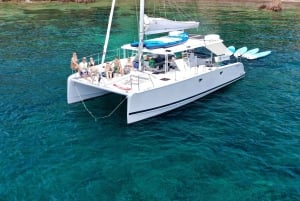 Marseille: Calanques Catamaran Tour & Standup Paddle