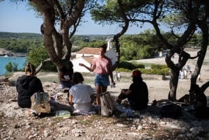Marseille: Creative hike with watercolor and sketching on the Côte Bleue