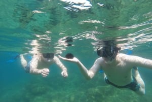 Marseille: Endoume Snorkeling Adventure with Snacks & Drinks