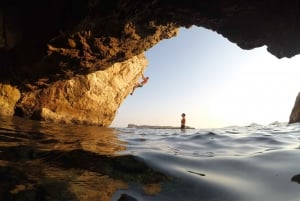 Marseille: Endoume Snorkeling Adventure with Snacks & Drinks