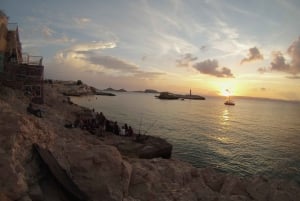Marseille: Endoume Snorkeling Adventure with Snacks & Drinks