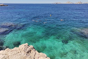 Marseille: Endoume Snorkeling Adventure with Snacks & Drinks