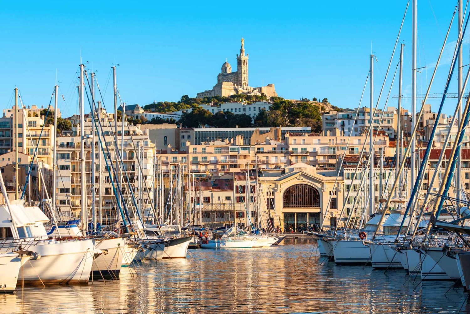 Marseille: Express Walk with a Local in 90 minutes