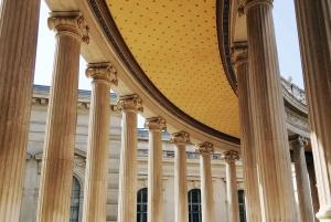 Marseille: Express Walk with a Local in 90 minutes