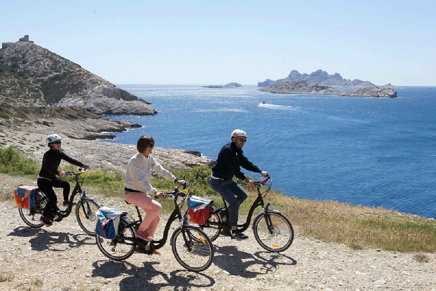 Marseille: Full-Day Guided E-Bike Coast & Calanques Tour
