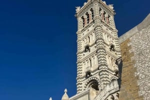 Old Port Walking Tour with Boat Ride & Local Food Tasting
