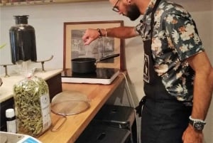 Marseille: Hidden Flavors Walking Food Tour